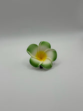 Cargar imagen en el visor de la galería, Blossoms flower hair clip
