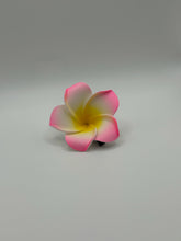 Cargar imagen en el visor de la galería, Blossoms flower hair clip
