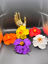 Cargar imagen en el visor de la galería, Amapola hair clip
