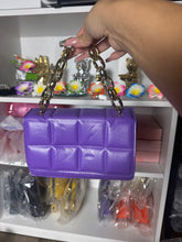 Cargar imagen en el visor de la galería, Morado Hand bag
