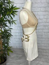 Cargar imagen en el visor de la galería, White And Gold skirt
